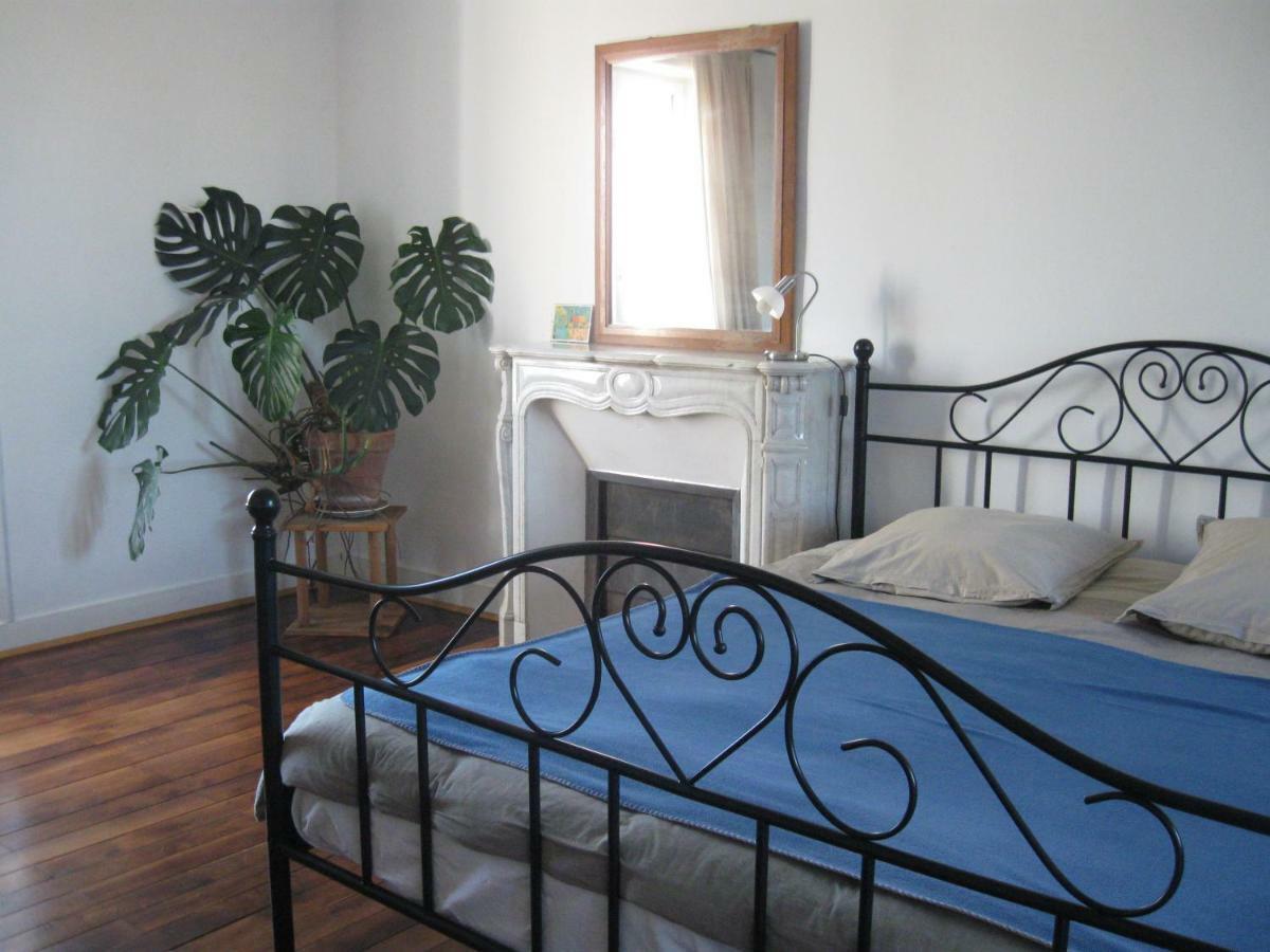 Bed and Breakfast Le Petit Bois Chateau-la-Valliere Экстерьер фото